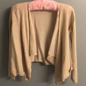 Girl’s Lilly Pulitzer sweater.